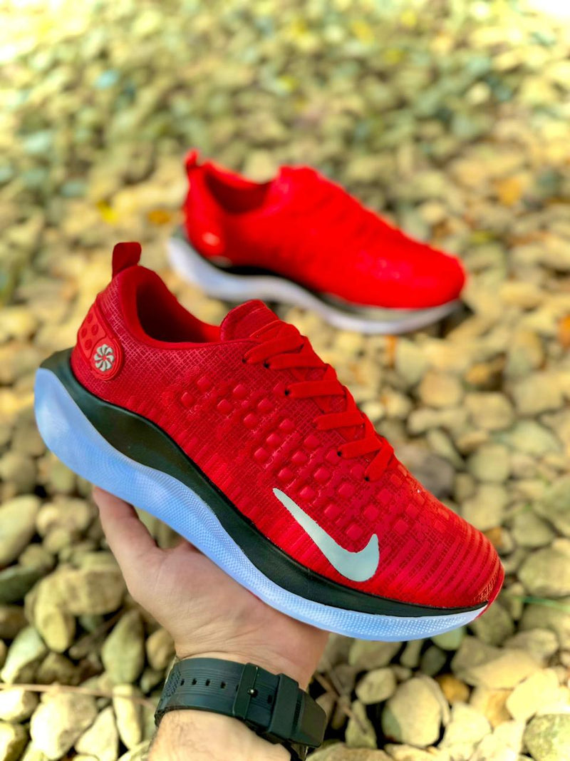 NIKE INFINITY RUN