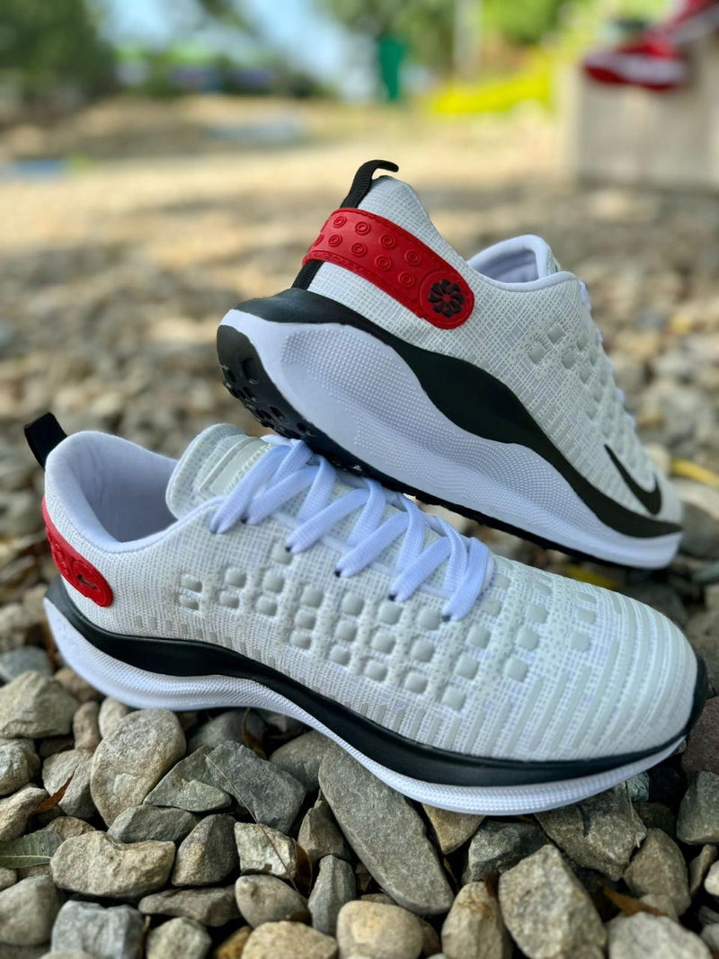NIKE INFINITY RUN